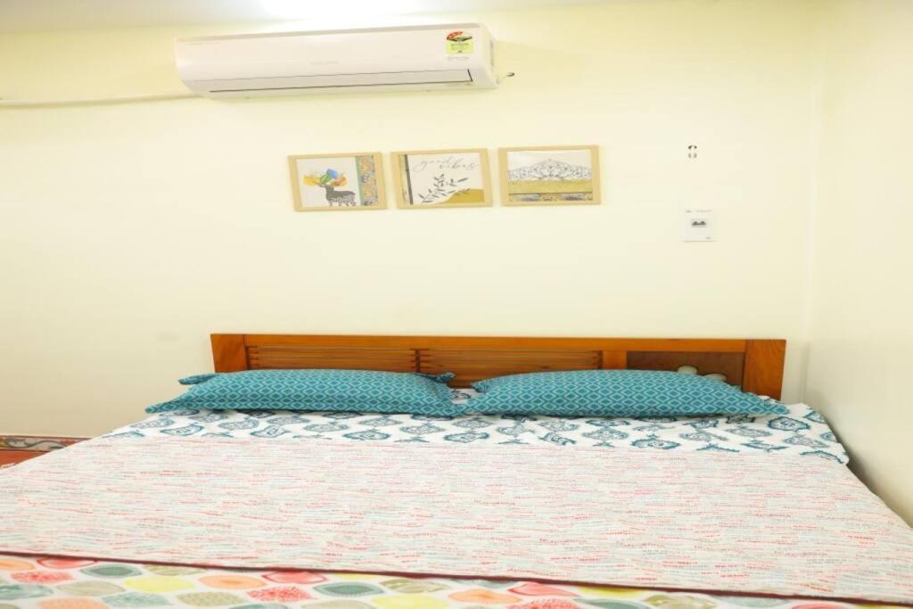 מדוראי Heritage Home With 3 Bed/3 Bath With Kitchen In A Residential Neighborhood. מראה חיצוני תמונה
