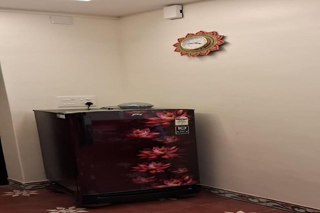מדוראי Heritage Home With 3 Bed/3 Bath With Kitchen In A Residential Neighborhood. מראה חיצוני תמונה